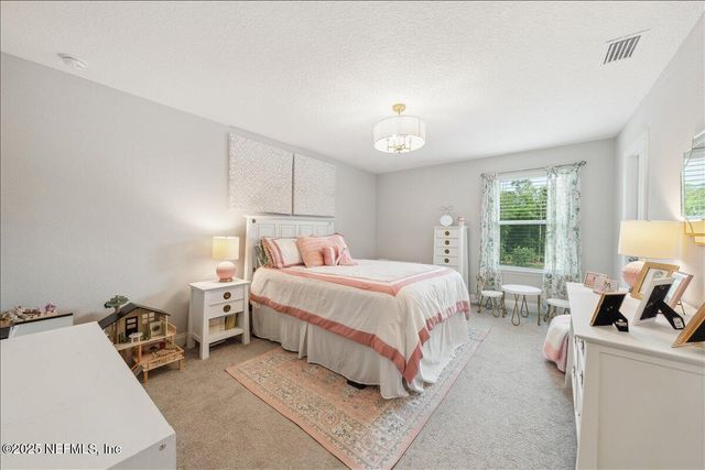 552 MEADOW CREEK Drive, St. Johns, FL 32259