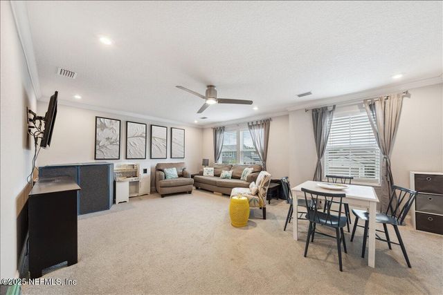 552 MEADOW CREEK Drive, St. Johns, FL 32259