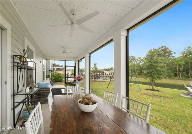 552 MEADOW CREEK Drive, St. Johns, FL 32259