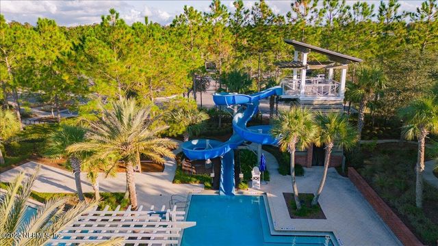 552 MEADOW CREEK Drive, St. Johns, FL 32259