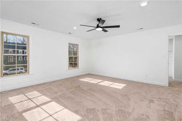 103 Osprey PT, Yorktown, VA 23692