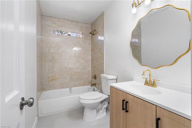 103 Osprey PT, Yorktown, VA 23692