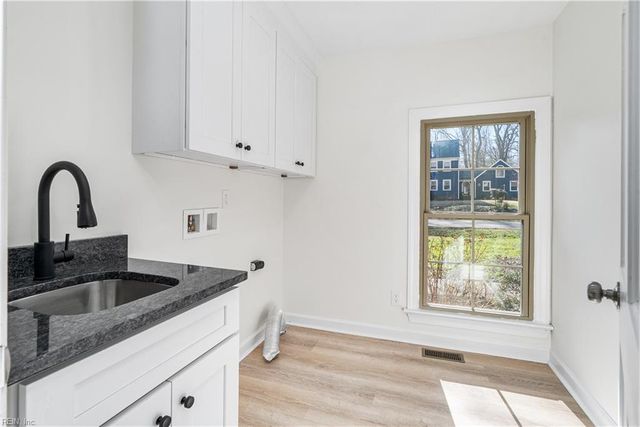 103 Osprey PT, Yorktown, VA 23692