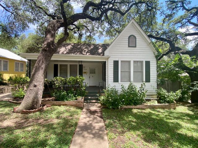 502 Academy DR, Austin, TX 78704