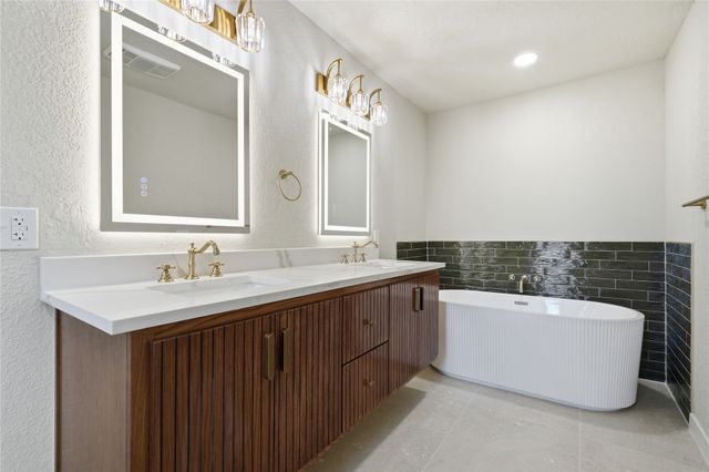 1410 W 91st Street S, Jenks, OK 74132