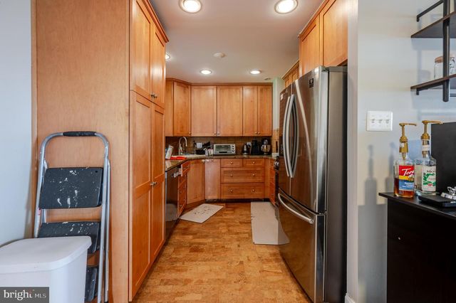 4803 APPLE TREE DR, Alexandria, VA 22310