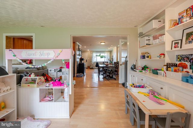 4803 APPLE TREE DR, Alexandria, VA 22310