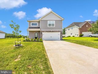 10054 ROULETTE DR, Hagerstown, MD 21740
