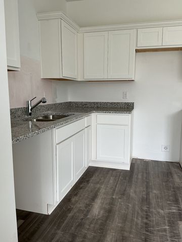 204 Darlington Drive, Dickson, TN 37055