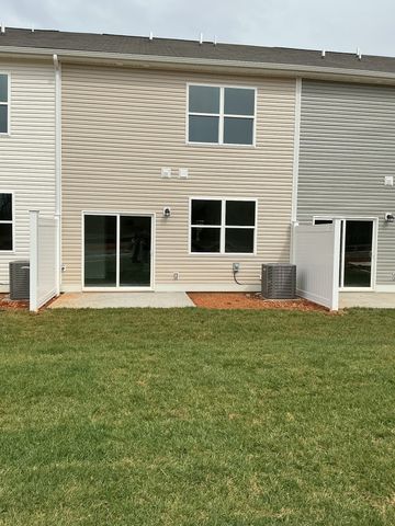 204 Darlington Drive, Dickson, TN 37055