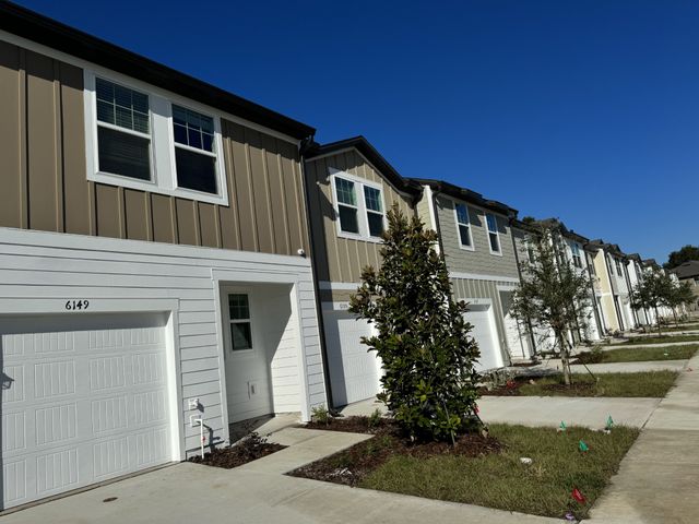 204 Darlington Drive, Dickson, TN 37055