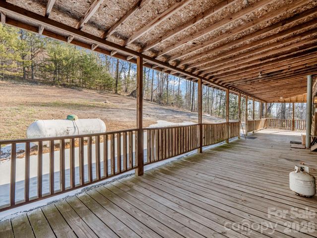 156 Carpenters Knob Drive, Lawndale, NC 28090