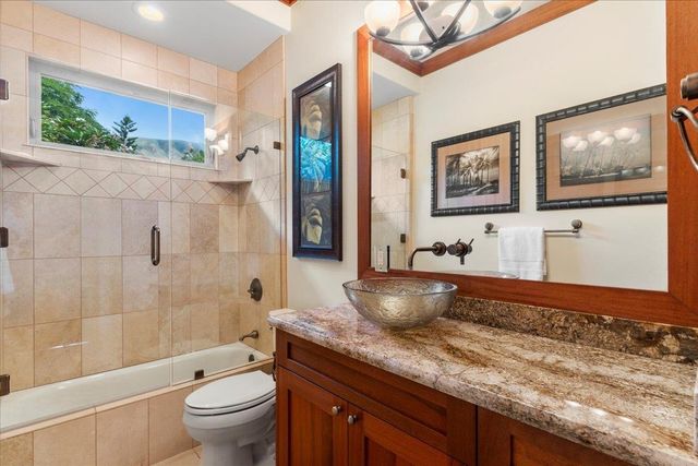 85 Lau Awa Pl, Lahaina, HI 96761