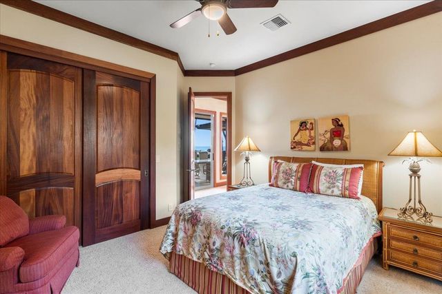 85 Lau Awa Pl, Lahaina, HI 96761