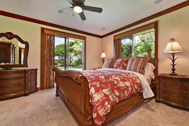 85 Lau Awa Pl, Lahaina, HI 96761