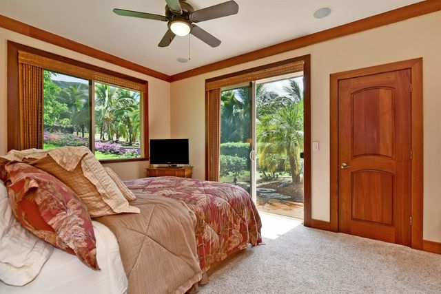 85 Lau Awa Pl, Lahaina, HI 96761