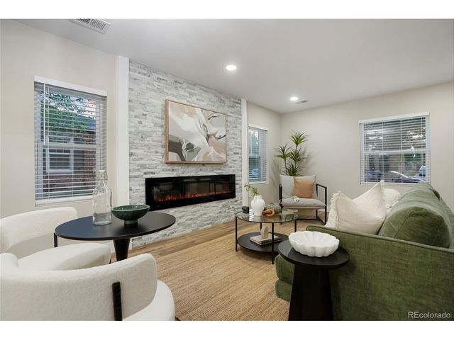 3046 Saint Paul St, Denver, CO 80205