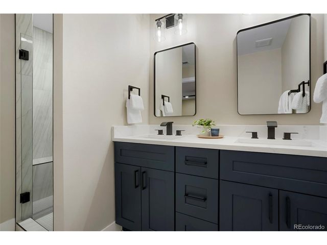 3046 Saint Paul St, Denver, CO 80205