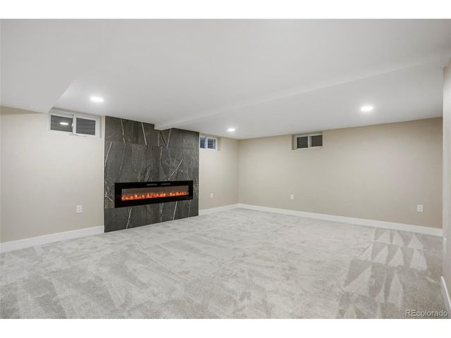 3046 Saint Paul St, Denver, CO 80205
