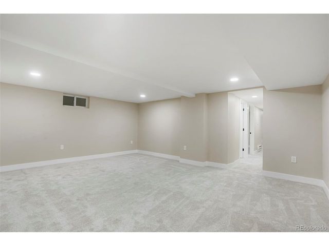 3046 Saint Paul St, Denver, CO 80205