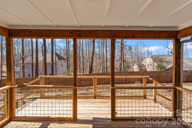 8615 Lochinvar Drive, Charlotte, NC 28227