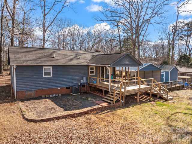 8615 Lochinvar Drive, Charlotte, NC 28227