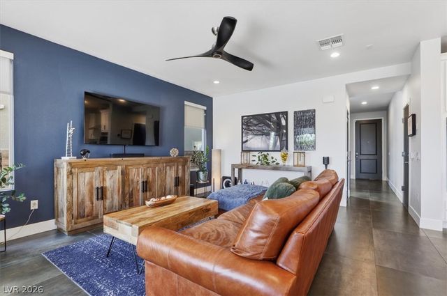 10954 Free Flow Place, Las Vegas, NV 89138