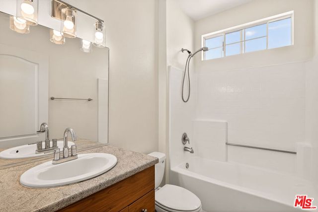 7101 La Tijera Boulevard H201, Los Angeles, CA 90045