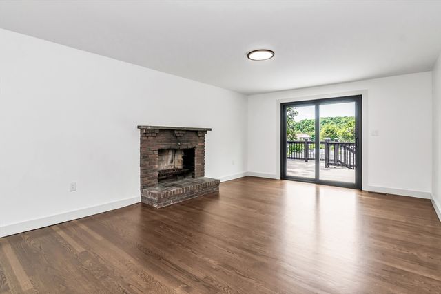 53 Walnut St, Saugus, MA 01906