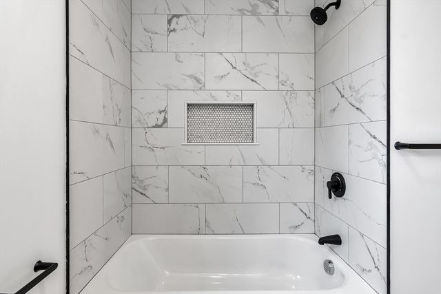 53 Walnut St, Saugus, MA 01906