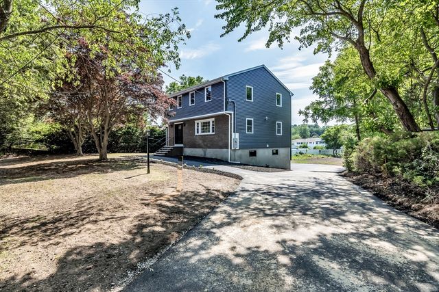 53 Walnut St, Saugus, MA 01906