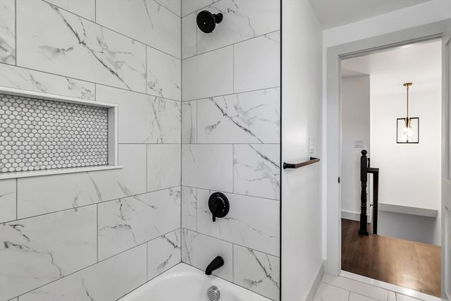 53 Walnut St, Saugus, MA 01906