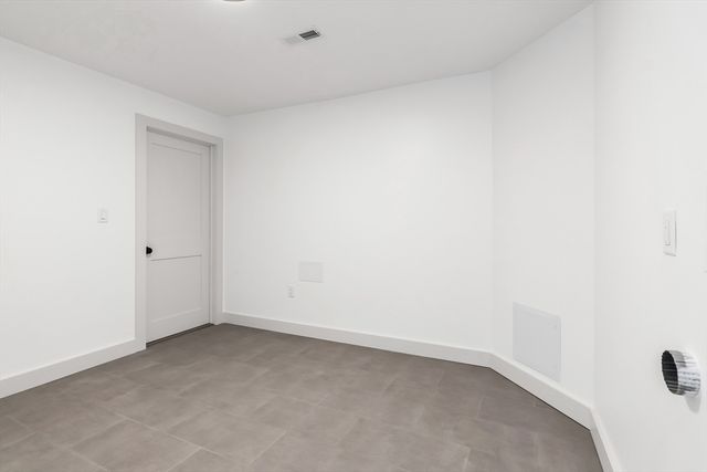 53 Walnut St, Saugus, MA 01906