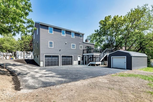 53 Walnut St, Saugus, MA 01906