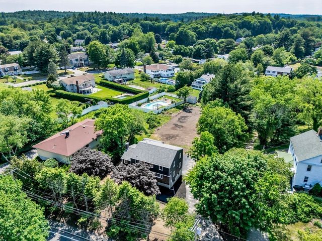 53 Walnut St, Saugus, MA 01906