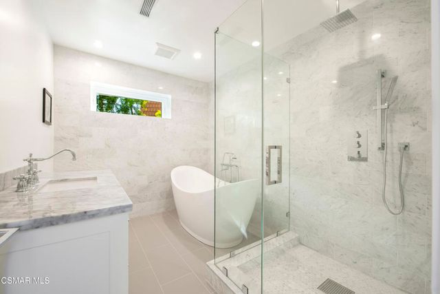 290 Lake Sherwood Drive, Thousand Oaks, CA 91361