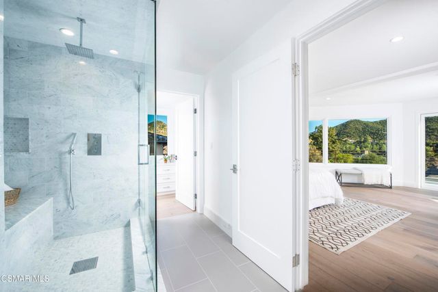 290 Lake Sherwood Drive, Thousand Oaks, CA 91361