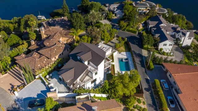 290 Lake Sherwood Drive, Thousand Oaks, CA 91361