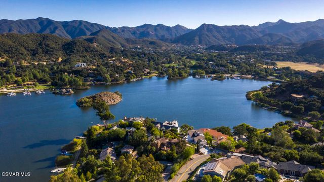 290 Lake Sherwood Drive, Thousand Oaks, CA 91361