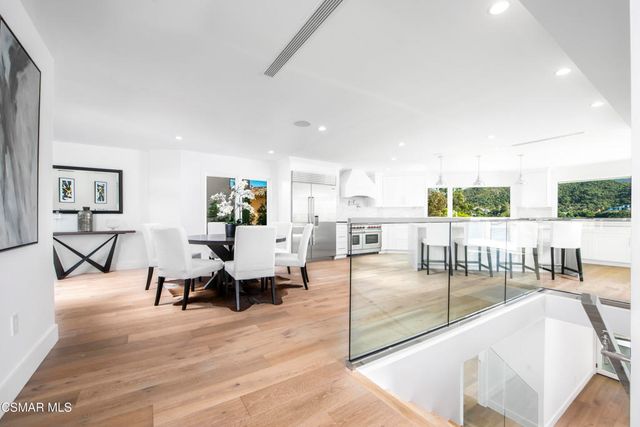 290 Lake Sherwood Drive, Thousand Oaks, CA 91361