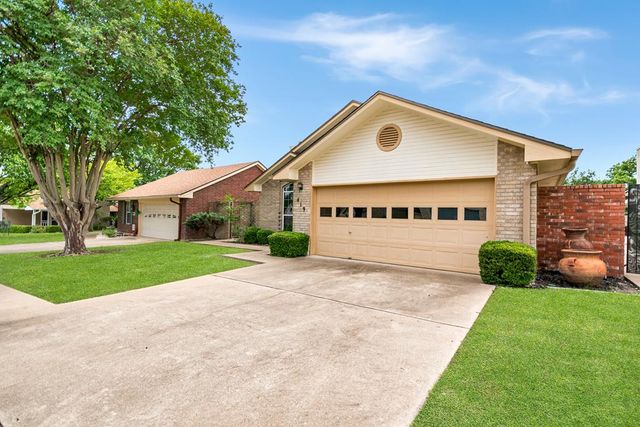 419 Fitch, Kerrville, TX 78028