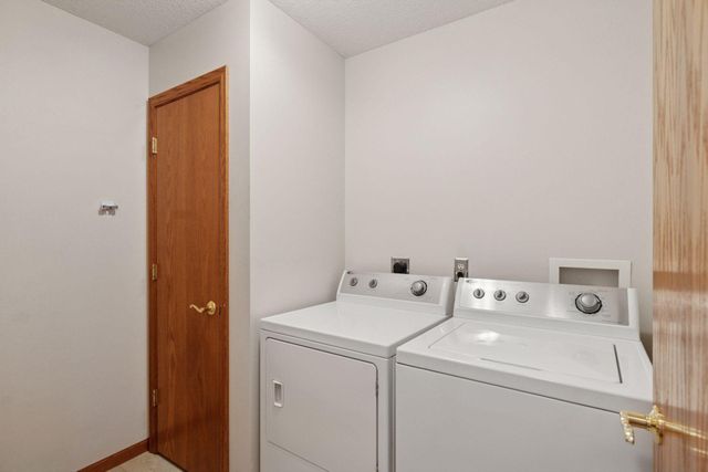 101 La Costa Lane, Mankato, MN 56001