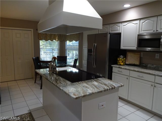 224 Via Perignon 5-4, Naples, FL 34119