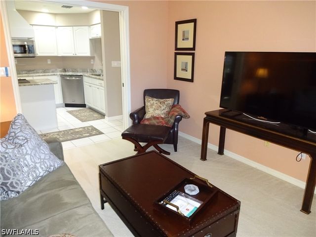 224 Via Perignon 5-4, Naples, FL 34119