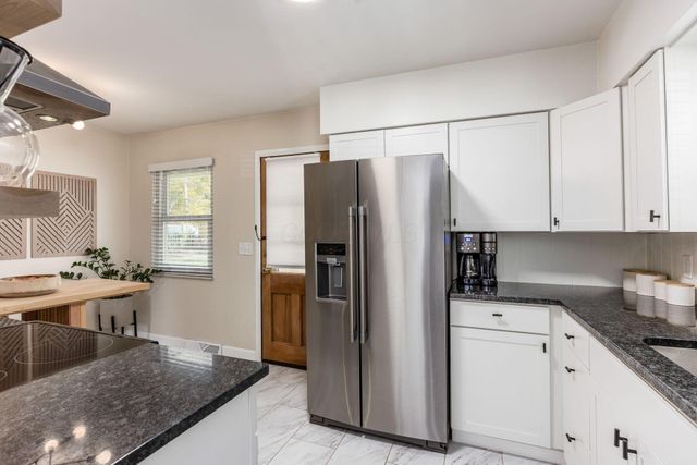 458 E Stanton Avenue, Columbus, OH 43214