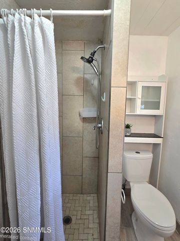 902 Foster Road, Las Cruces, NM 88001