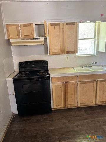 2205 Mountain Ave, Copperas Cove, TX 76522