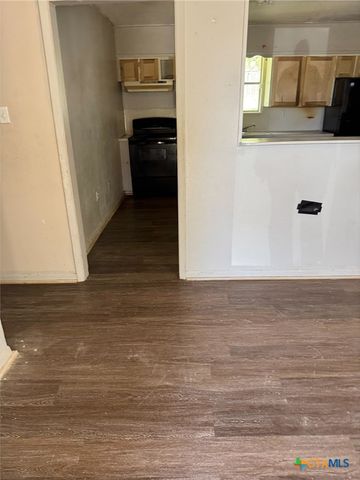 2205 Mountain Ave, Copperas Cove, TX 76522