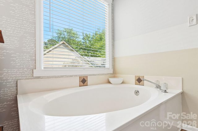 186 Southhaven Drive, Mooresville, NC 28117