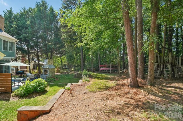 186 Southhaven Drive, Mooresville, NC 28117